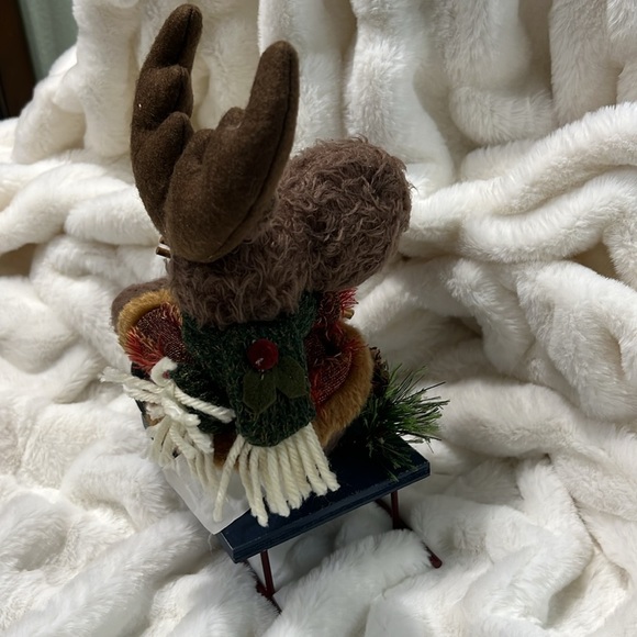 Moose Sled Christmas Decor - Picture 5 of 6